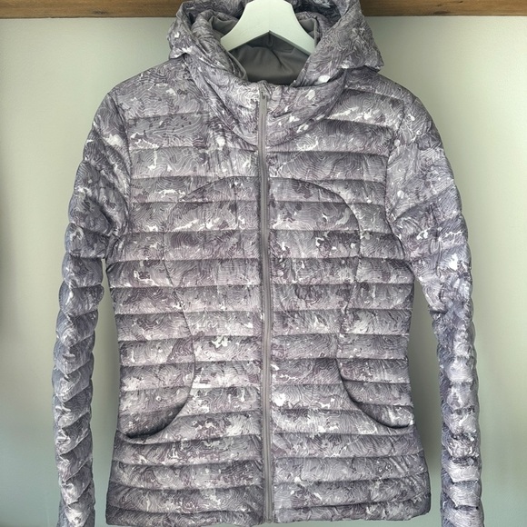 NWOT lululemon Pack It Down Jacket (size 6) - Picture 5 of 8